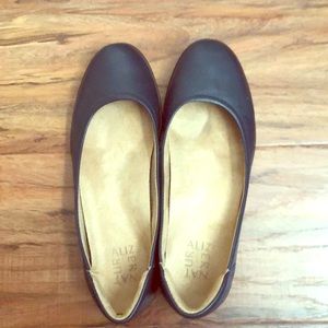 Naturalizer Flexy Navy Leather Flats